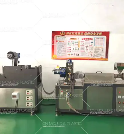Extrudering av tunn plåtark